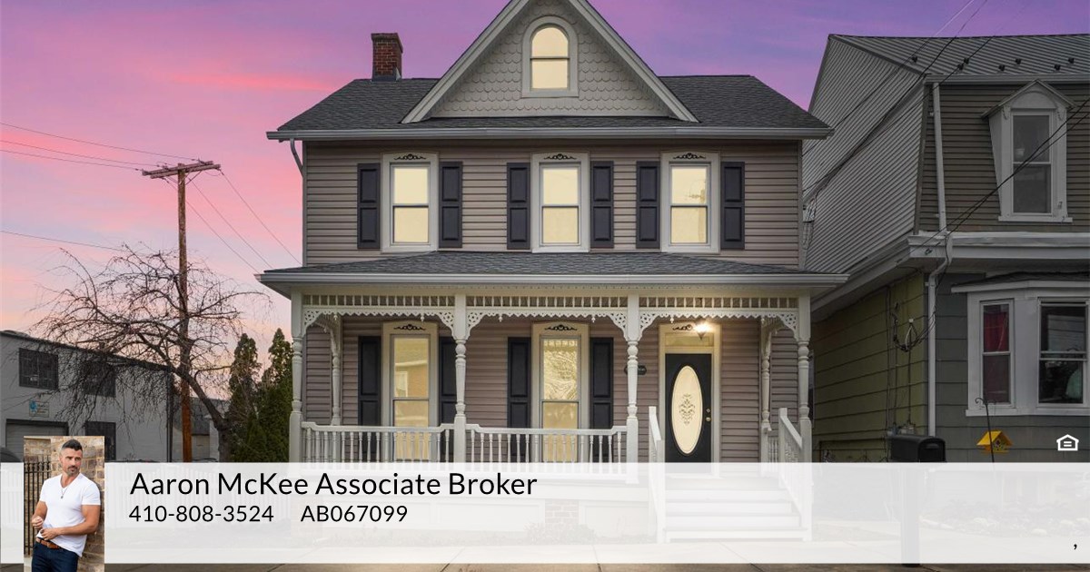 13 E Main St, New Freedom, PA 17349